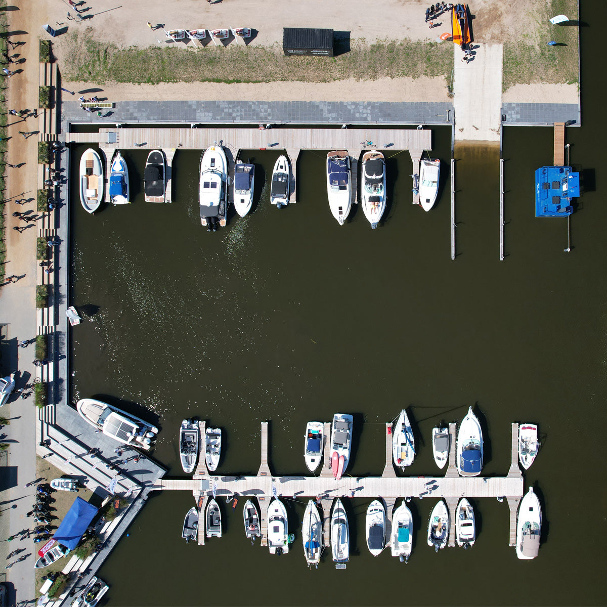 Laivo švartavimosi vieta nakčiai